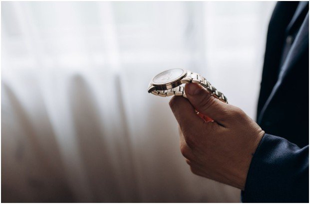 How to Tell If a Rolex Is Ticking or Sweeping