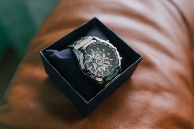 How Long Does a Rolex Run Without Wearing It?