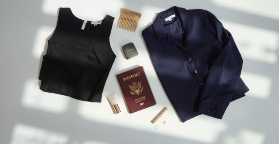 what to wear for passport photo